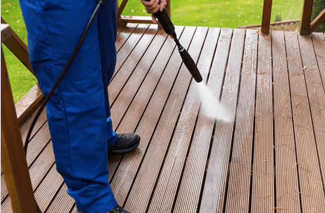 deck cleaning st. louis